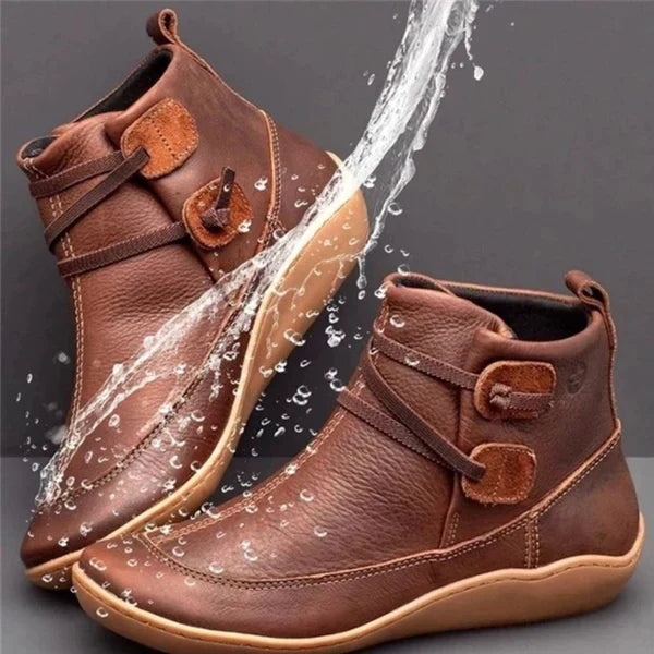 Bota Feminina de Couro Skarlette