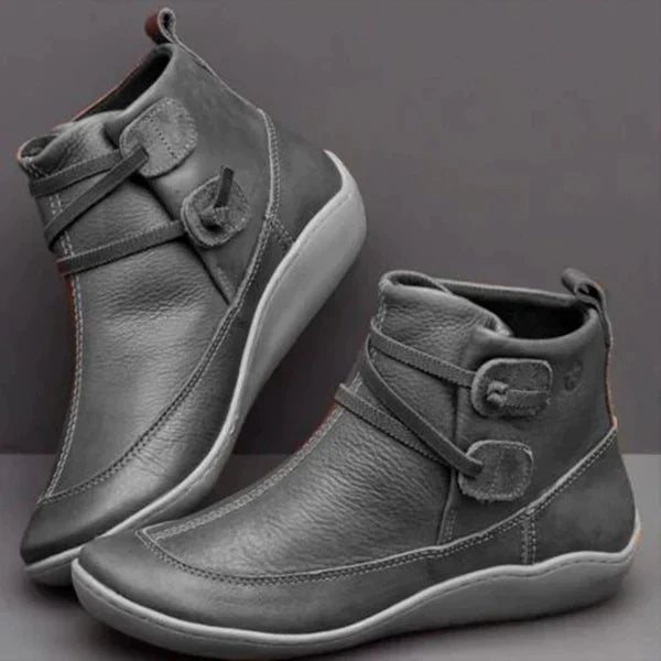 Bota Feminina de Couro Skarlette